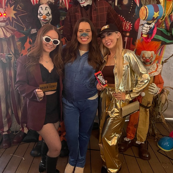 Cropped Gold Jacket - Picture 14 of 14